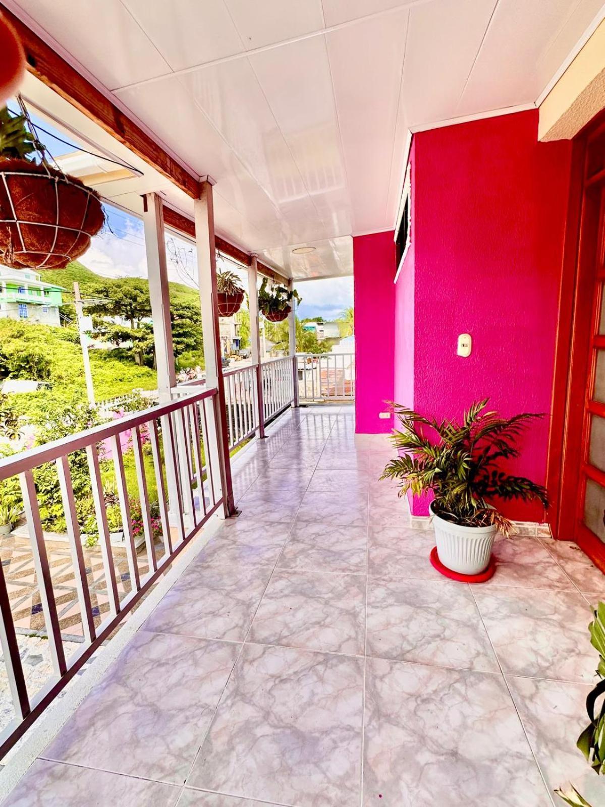Posada Seven Colours Ocean Providencia  Εξωτερικό φωτογραφία