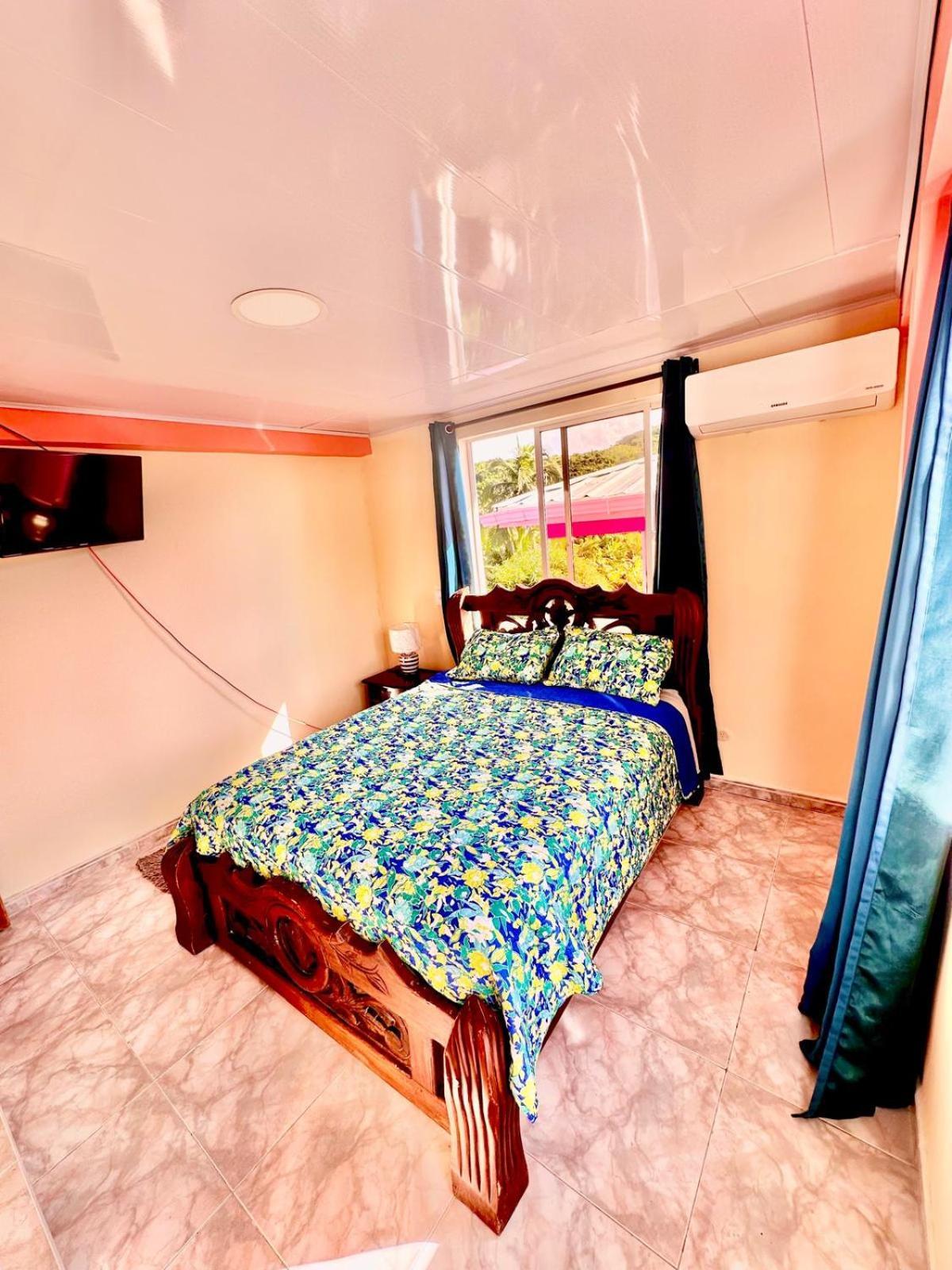 Posada Seven Colours Ocean Providencia  Εξωτερικό φωτογραφία